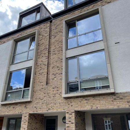 Brand New Flat In Central London With Car Park Extérieur photo