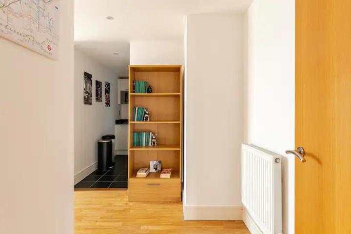 Brand New Flat In Central London With Car Park Extérieur photo